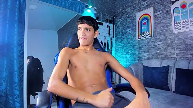 stevensantana1 élő XXX-chatje