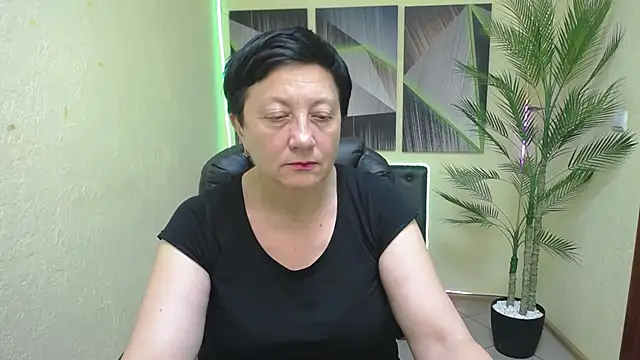 EmilyL0ve Live XXX-Chat