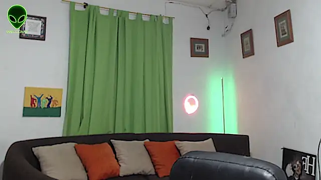 alpha_zom 라이브 XXX 채팅