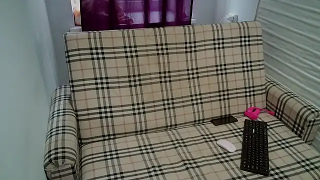 Kerasta Adlı Modelin Canlı XXX Sohbeti