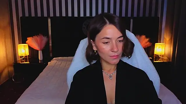 Chat +18 de GracefulMichelle ao vivo