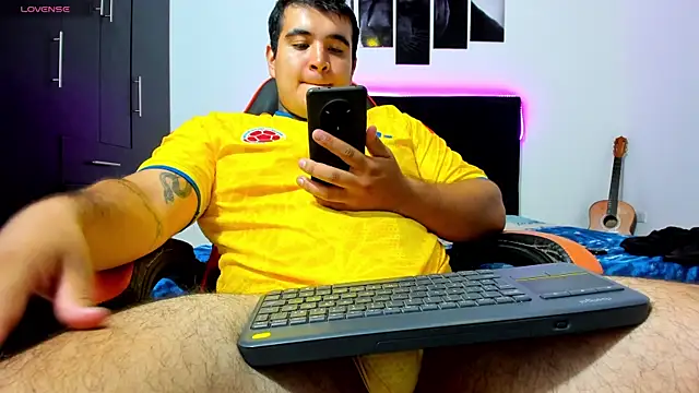 Chat +18 de thiago__cp01 ao vivo