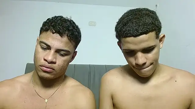 Jose_And_Daniel Live XXX-chat