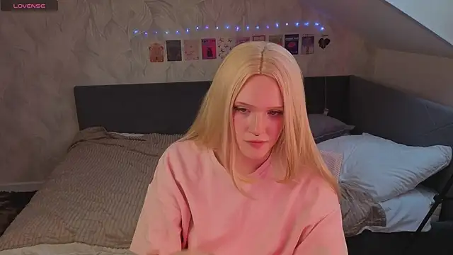 Lilly_Jhonass' Live XXX Chat