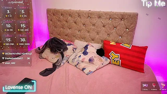 Chat XXX en directo de NikyBrookss