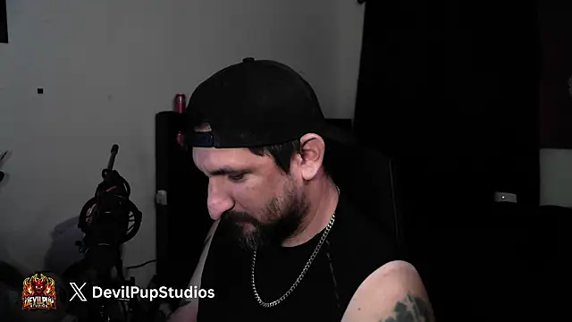 Živý XXX chat DevilPup75_