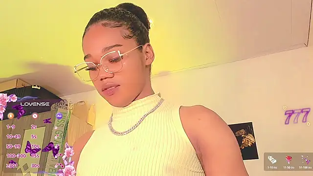 Chatroom XXX en direct de naomy__xx