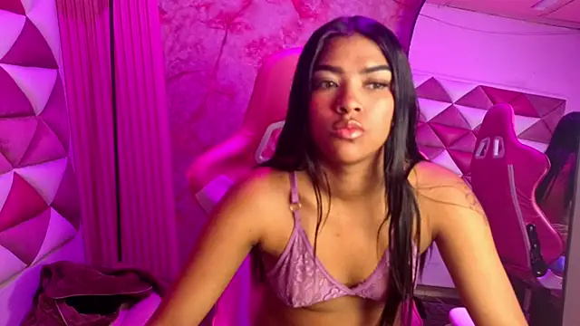 BrunetteHotter – Live XXX-chat