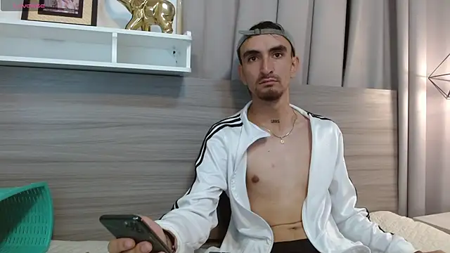 Chat XXX ao vivo de MykeCastle