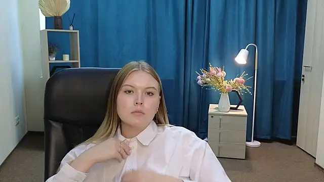 HortensiaHall's Live XXX Chat