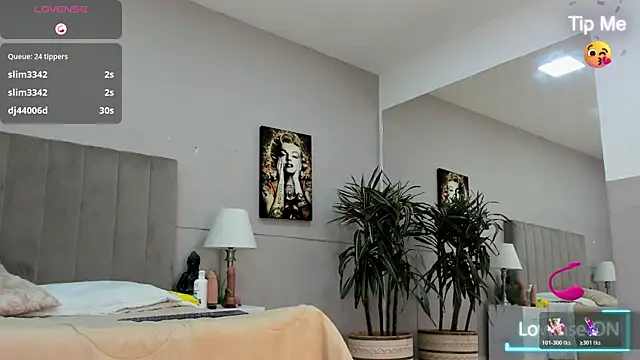 Angie_abby 即時 XXX 聊天