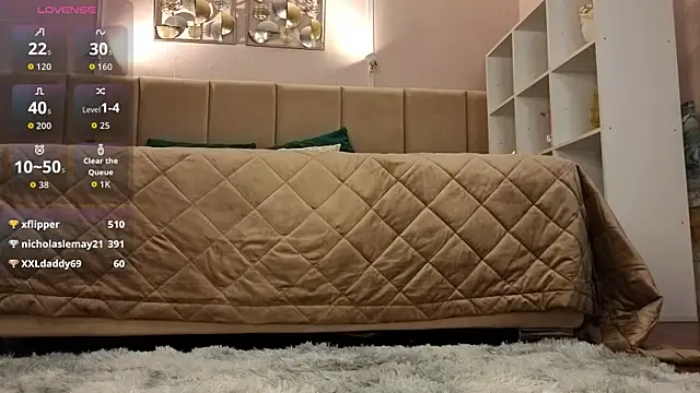 Mollybae4 现场XXX聊天