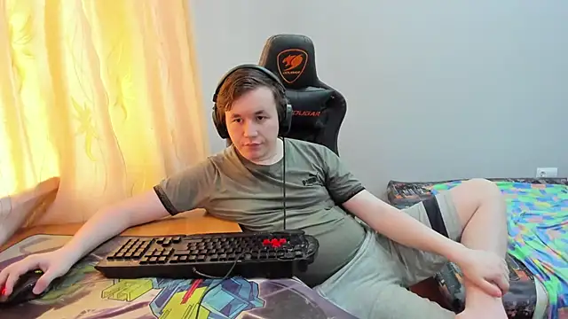 iliaskrislove's Live XXX Chat