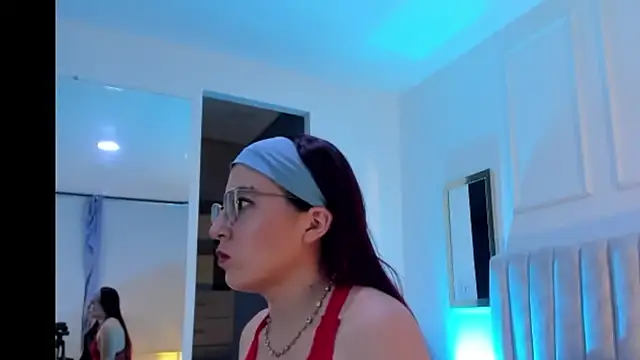 Chat +18 de allison_mc ao vivo