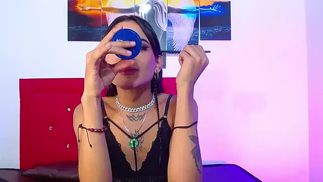lilithnyx333's Live XXX Chat