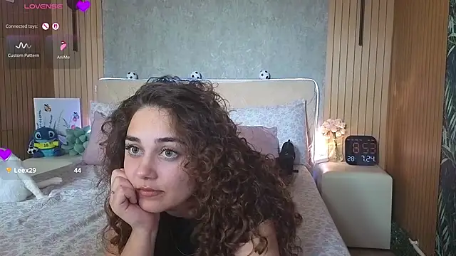 KatarinaHeaven's Live XXX Chat