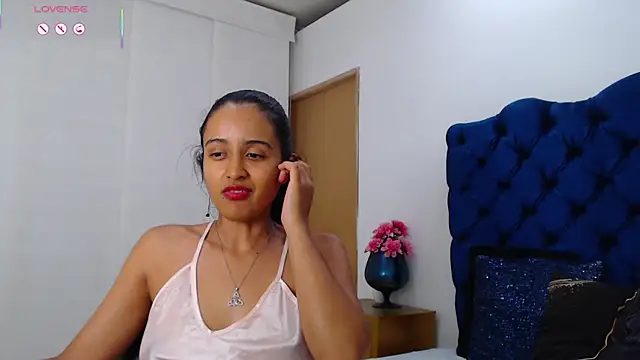 Lili666_'s Live XXX Chat