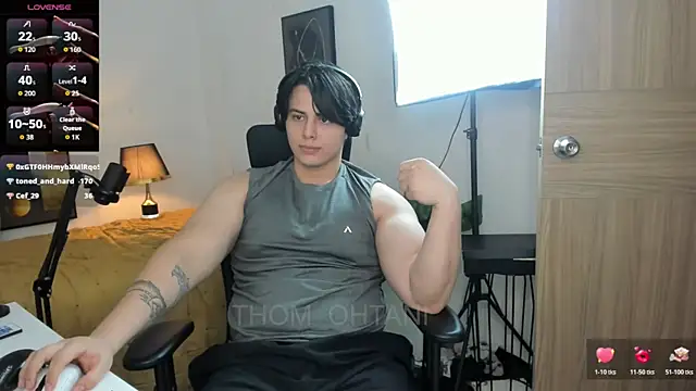 Živý XXX chat Thom_Ohtani