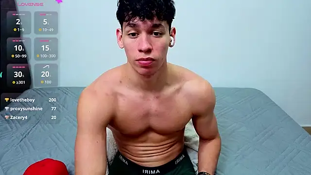 Luke_MuscleのライブXXXチャット