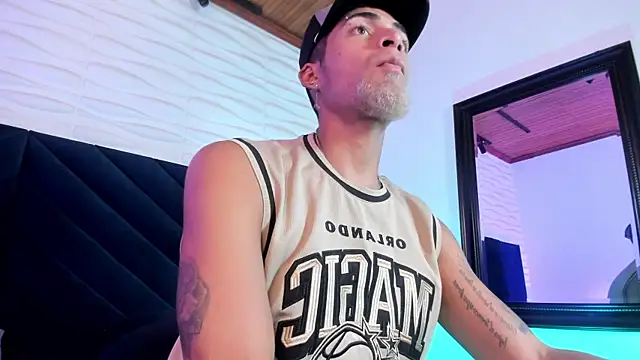 Chat XXX ao vivo de DrakeNeumann