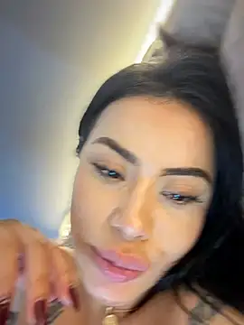 Chatroom XXX en direct de KimberlyWalton