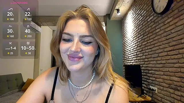 แชท XXX สดของ fifteenpoem