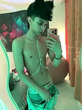 Živý XXX chat RoughDiamond_