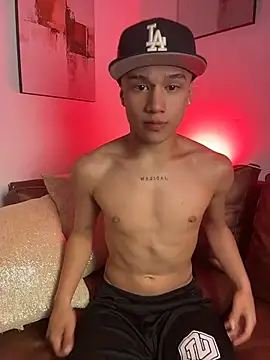 Dominik_SouzaのライブXXXチャット