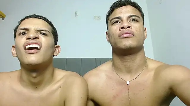 Jose_And_Daniel live XXX chat