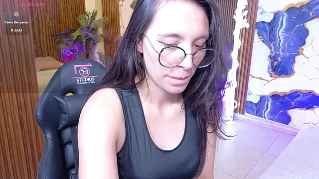 Chat +18 de Athenaa_tay ao vivo