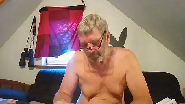 herry150 élő XXX-chatje
