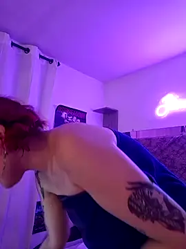 XXX chat uživo modela Sarah-Stoner
