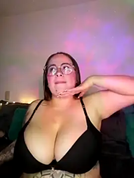 Chat +18 de soofy__ ao vivo