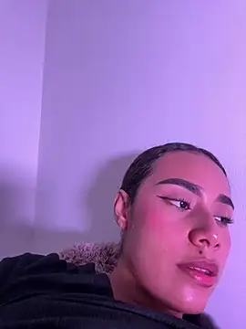 Онлайн чат XXX sheyla_sweet