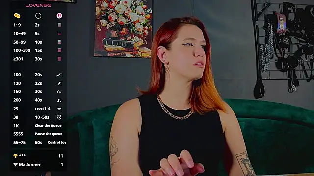 Serve_to_Alexa Chat XXX in diretta