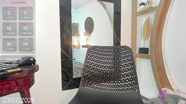 Vicky_Hottman élő XXX-chatje