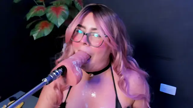 XXX chat uživo modela Amy_whittee