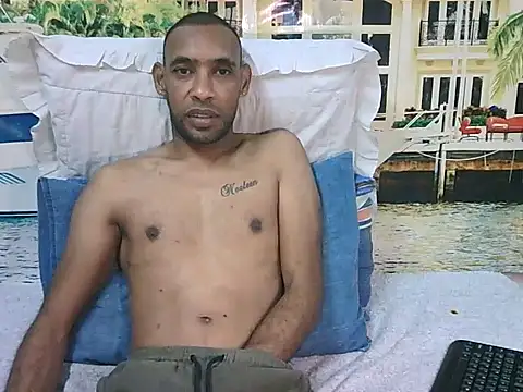 Chat XXX ao vivo de IndianMagicMike