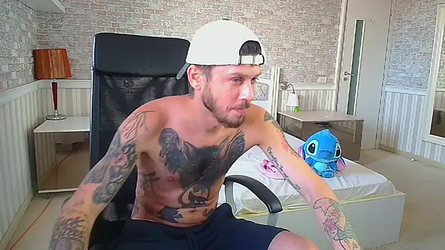 Chatroom XXX en direct de JonahShaw