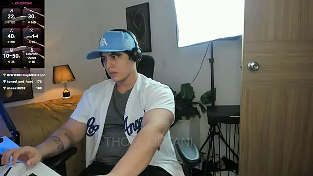Chat XXX ao vivo de Thom_Ohtani