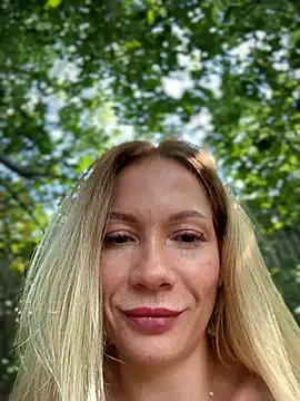 LavenderHot Live XXX Chat