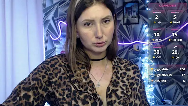 NikkiKisss Chat XXX in diretta