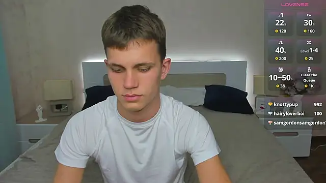 Онлайн чат XXX m0neyken