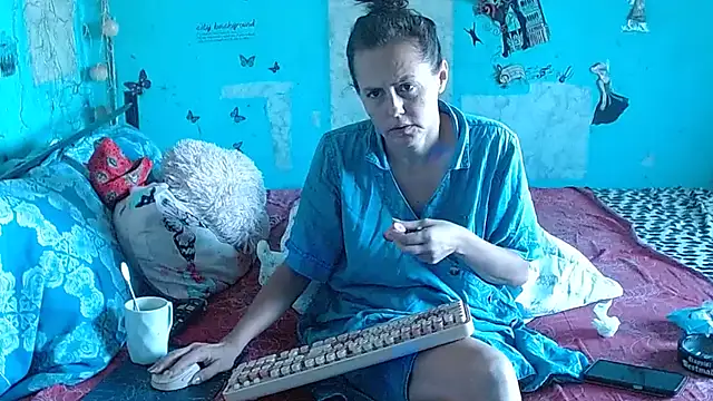 brighteyes77's Live XXX Chat
