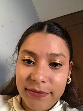 XXX chat uživo modela 3littles