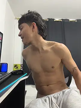 Pokazy przed kamerką – Diego_Navas1