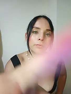 Онлайн чат XXX Martinarizzy
