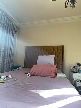xXXSexyamazon's Live XXX Chat