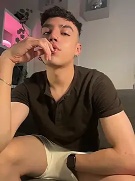 Chat XXX Live aronnhidden