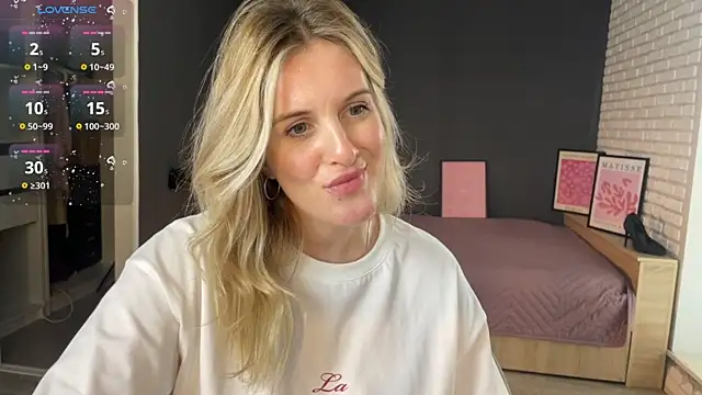 I_D_A Live XXX Chat
